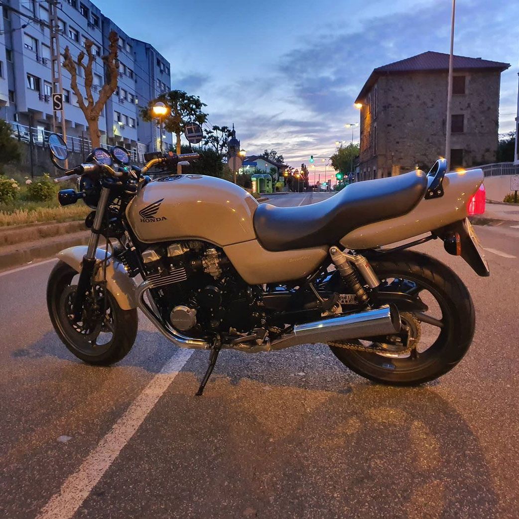 Honda CB 750 Sevenfifty-2